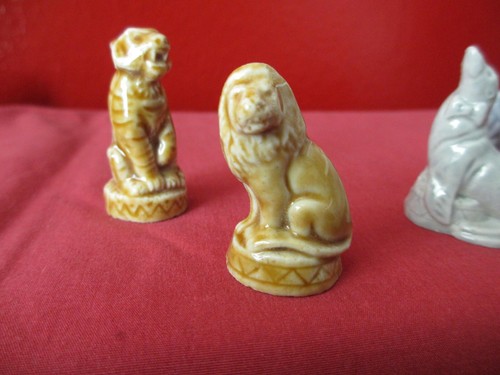 Wade Figurines Circus Tiger, Lion, Elephant, Sea Lion, Set of Four Pieces - Picture 5 of 8