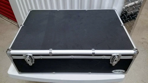 New Aluminum CD DVD Storage Case Holds 1000 Discs Black Box w Hanger Sleeves