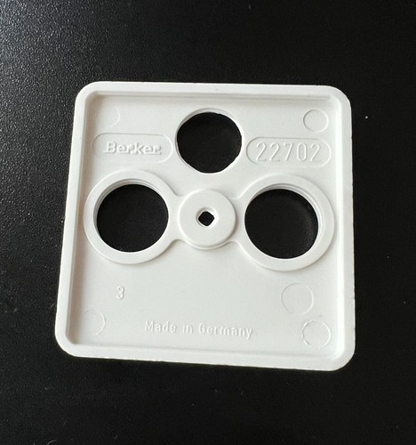 TOP Modul 2 TV Sat Abdeckung Zentralstück 22702 polarweiß glänzend 3 Loch - Bild 4 von 4