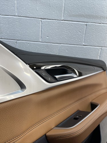 2018-2019 BMW 640i GT Front Right Door Card Panel Cover Leather OEM ๐ข - Picture 12 of 20