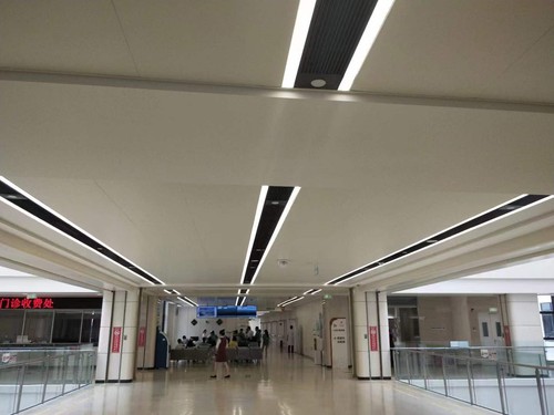 Can be spliced into one LED ceiling light with vent and fire outlet - Picture 1 of 9