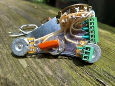 Solderless Strat Harness CTS 250K pots Oak 5/w .047 Orange drop KellingSound 