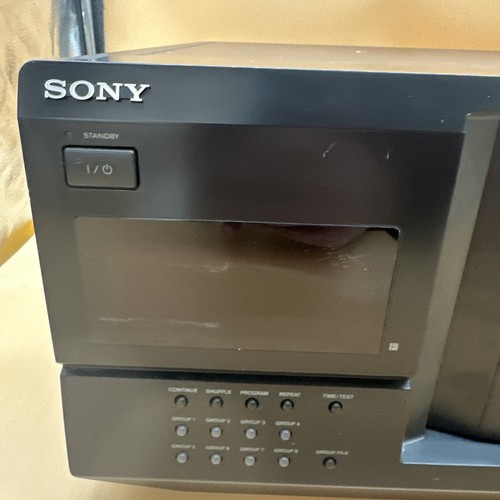 Sony CDP-CX235 CD Changer 200 Disc Capacity Powers On, Spins AS IS FOR PARTS - Picture 2 of 14