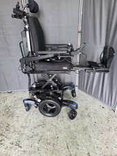 Quickie Q700M Wheelchair, with Power SEAT LIFT,Tilt,Leg,Recline