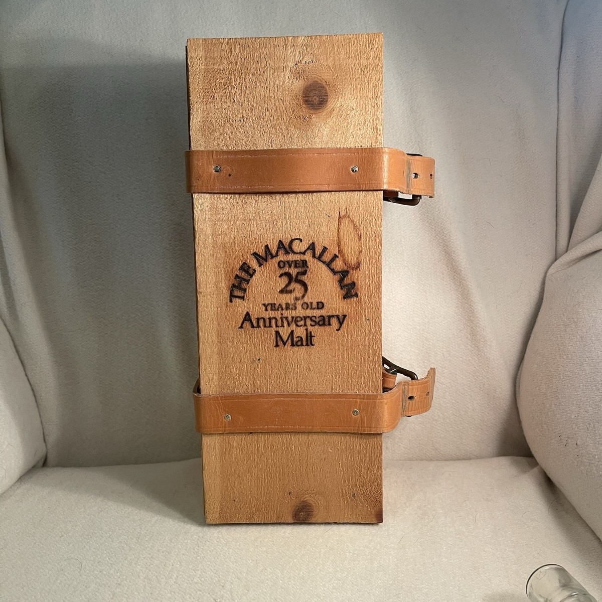 春新作の Yr 25 Macallan Anniversary Box Wooden Whiskey Scotch Malt Whisky