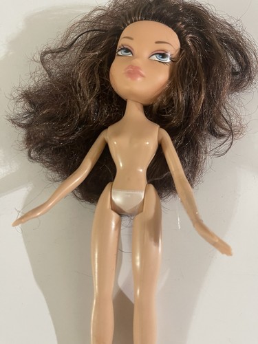 Bambola MGA Bratz Magic Make Up Maribel 2007 con vestito NO SCARPE COSÌ COM'È - Foto 5 di 13