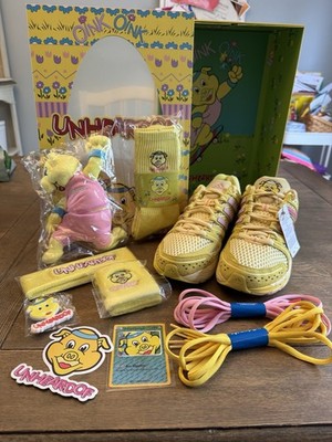 UNheardof x adidas Piggy Runner 2.0 Cheeseburger Including Socks   | 11.5M