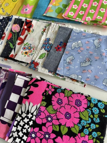 175+ Posten Vintage 1970er 4,5" Quilt Block Quadrate gemustert Baumwolle versch. Stoffe - Bild 6 von 7