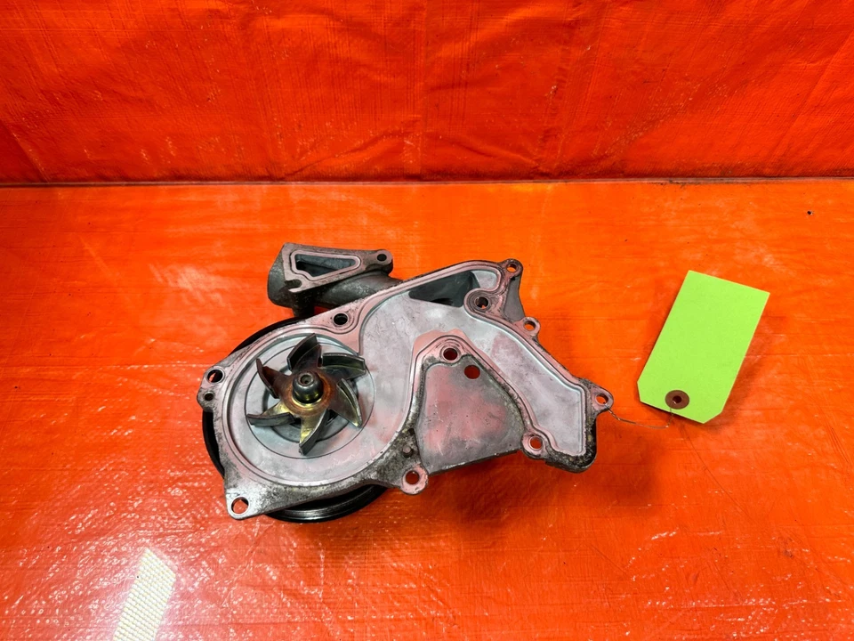 13-16 HYUNDAI GENESIS COUPE 3.8L - G6DJ - WATER PUMP W/ PULLEY - OEM #299 - Image 4 of 4