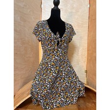 Forever 21 Floral Skater Dress Womens Large Black Yellow Excellent Tie Front