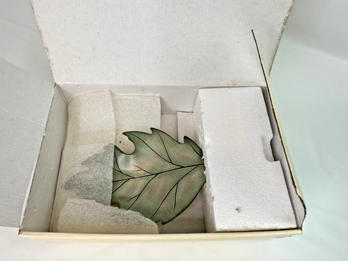 Plato de hoja de espino Lenox Nature's Impressions con caja #2 - Imagen 4 de 5