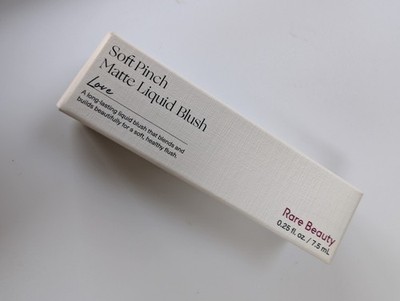 Rare Beauty Soft Pinch Matte Liquid Blush 7,5ml - Farbton: Love - Brandneu in Box