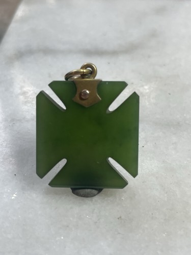ANTIQUE VICTORIAN 9CT GOLD & JADE MALTESE CROSS PENDANT 3 CM LONG 1880S - Picture 15 of 17