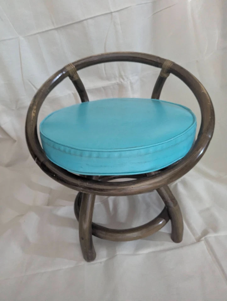 Vintage Rattan Bamboo Round Saucer Swivel Vanity Chair - Image 2 of 4