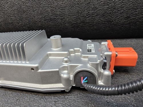 NEW GENUINE OEM TOYOTA LEXUS HYBRID DC CONVERTER G9270-40010 - Foto 15 di 16