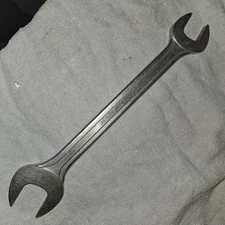 VTG BLUE-POINT SUPREME BY SNAP-ON #S-3440  1 -1/16" - 1 -1/4" OPEN END WRENCH