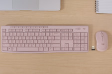 Logitech Wireless Keyboard and Mouse Combo Rose   New, Sealed