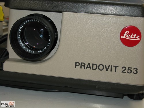 Leitz Diaprojektor Pradovit 253 Projektor Autofokus Objektiv Colorplan CF 2,5/90 - Bild 1 von 6