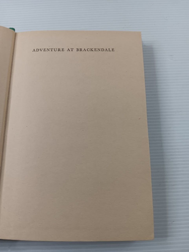 Adventure At Brackendale By Linda Peters - HC - 1961 - Picture 13 of 20