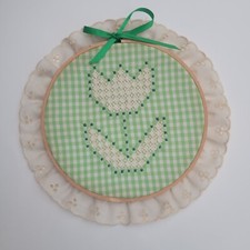 Vintage Framed Cross Stitch In Hoop Pastels Tulip Checkered Lace Border Green