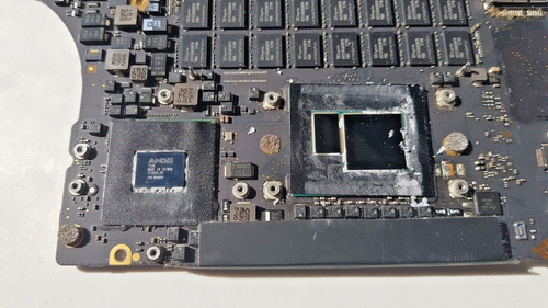 APPLE MACBOOK PRO 15 A1398 2015 2,5 GHz EMC 2910 PŁYTA LOGICZNA 820-00426-A -USTERKA - Zdjęcie 3 z 4