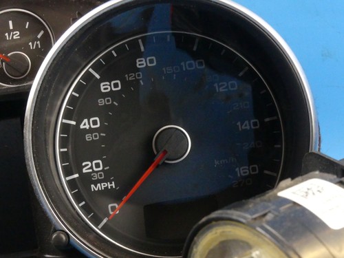 AUDI TT 8J 2.0 TFSI BWA Motorsteuergeraet Tacho Zuendschloss Schluessel Set RHD - Picture 7 of 7