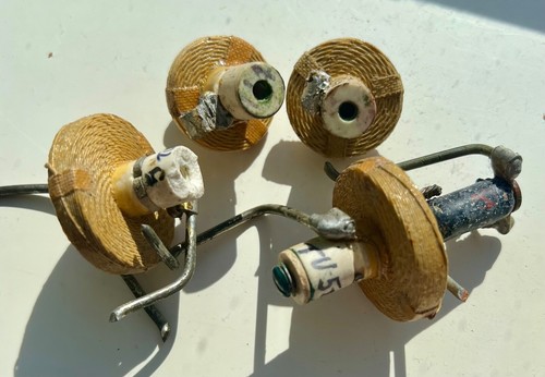 4 Vintage RF / HF Chokes on ceramic formers with tag ends heavy duty - Picture 3 of 3