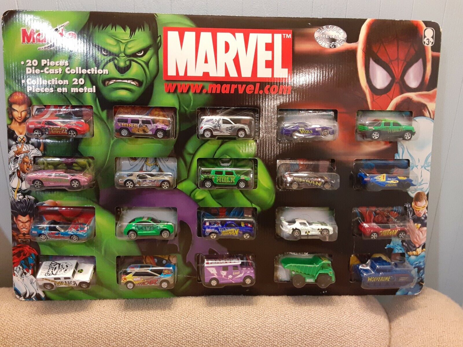 Maisto Marvel The Avengers DIE CAST Collection Black Widow mozkeeto voiture