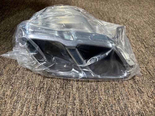 2019 - 2022 Volvo V60 Rear passenger Exhaust tip Muffler pipe 31664602 R119 - Foto 1 di 4