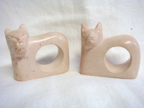 2 Hand Carved SOAPSTONE CAT NAPKIN RINGS - Picture 1 of 9