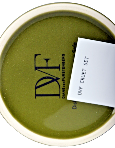 DIANE VON FURSTENBERG DVF Home Olive Oil Vinegar Cruet Set Avocado Green NIB - Picture 8 of 9