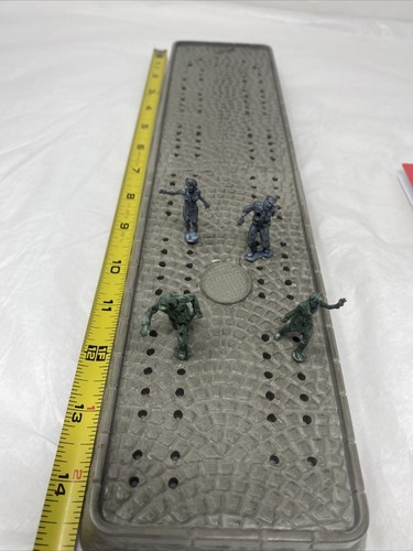 Zombie Cribbage Halloween Game That Just Won't Die by Forrest-Pruzan - Picture 4 of 12
