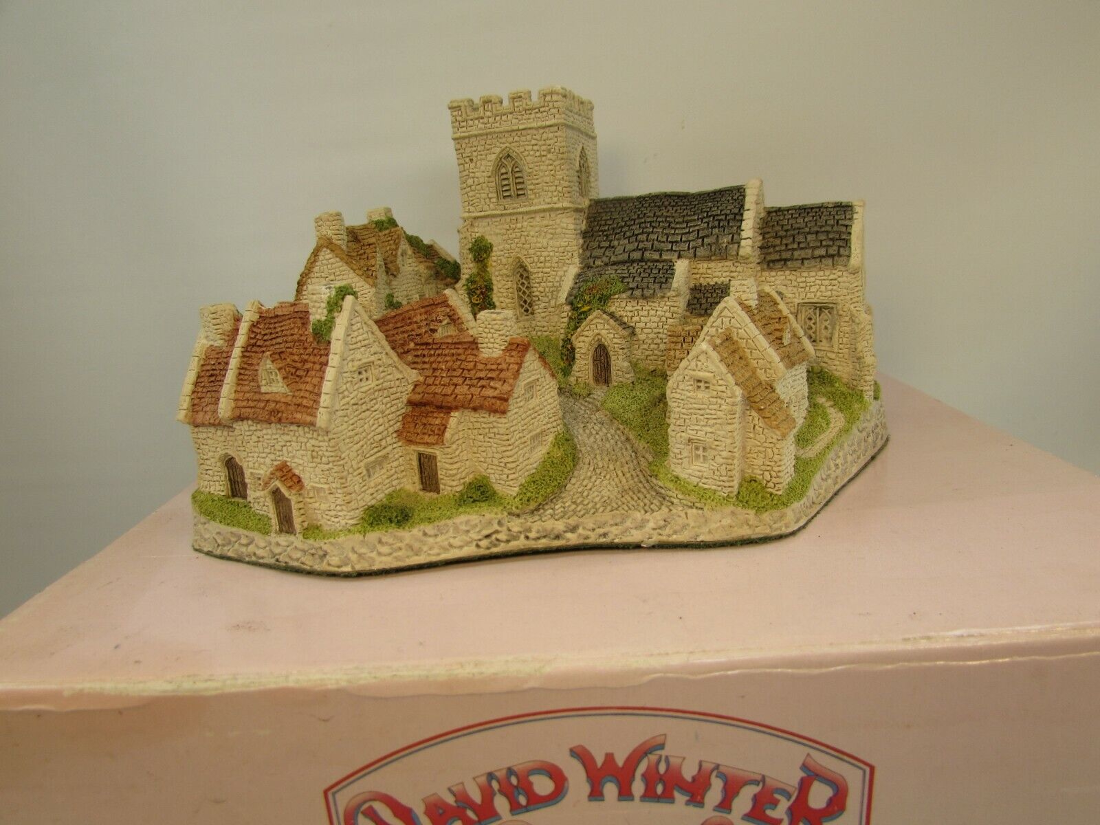 David Winter Cotswold Village 1982 Box Certificate 32978 - Picture 2 of 7