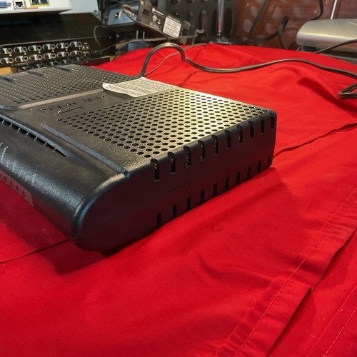 ARRIS TM604G Cable Telephony Modem - Picture 5 of 8