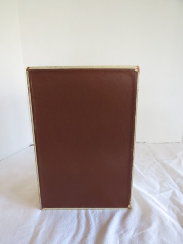 VTG CREAM/BURGANDY VELVET JEWLERY BOX 2 TIER 11" X 7.5" X 3.5" - Picture 6 of 10