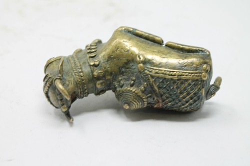 Antique Original Brass Tribal Folk Bastar Nandi Cow Statue Collectible NH6770 - Picture 10 of 12