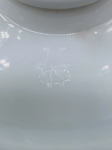 VINTAGE WESTMORELAND MILK GLASS FOOTED CAKE STAND DORIC LACED EDGE PATTERN - Picture 8 of 8
