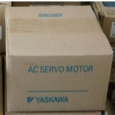1PC YASKAWA SGM-A5A312C AC SERVO MOTOR SGMA5A312C New In Box Expedited Shipping