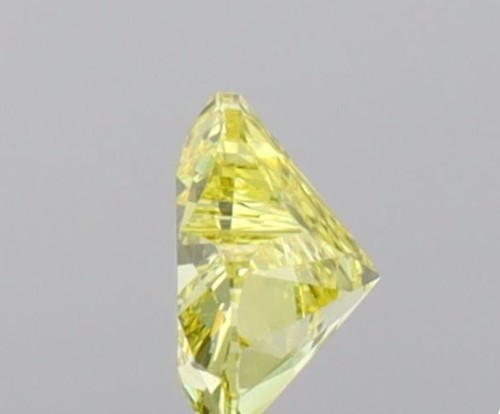 IGI Certified lab grown diamond 0.30ct Heart shape hpht diamond vivid yellow VS1 - Picture 3 of 13