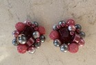  Vintage Japan 1950s Cluster Multi Pink And Blue Beaded Clip-on Earrings — photo 1