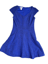 London Times Blue Lace Fit & Flare Dress Size 4 Short Sleeve V-Neck Fully Lined