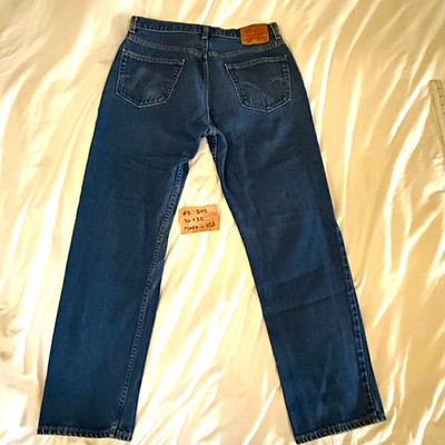 Made in USA Levi's 505 Men's Medium Wash Blue Denim Straight Regular Fit (35x31)
