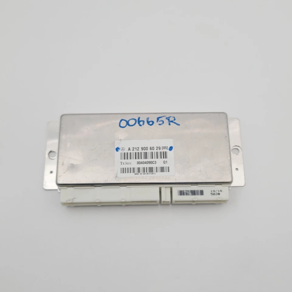 2015 2016 2017 Mercedes CLS550 W218 Suspension Control Module OEM A2129006029 - Image 3 of 4