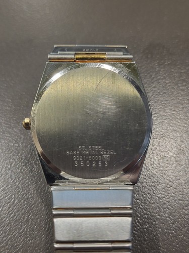 Vintage Seiko 9021-6009 Ultra Thin Quartz Dress Watch Silver Gold Two Toned - Picture 4 of 5