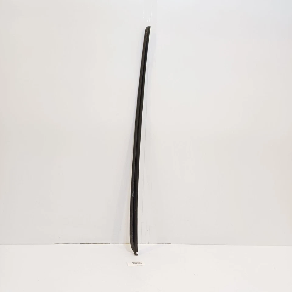 Audi S4 2011 moldura de parabrisas 8K0854327 Foto 4 de 4