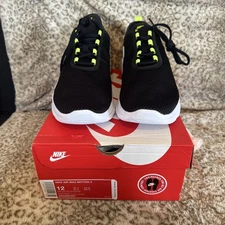 New Nike Air Max Motion 2 Black Volt White Mens Running Shoes AO0266-007 Size 12