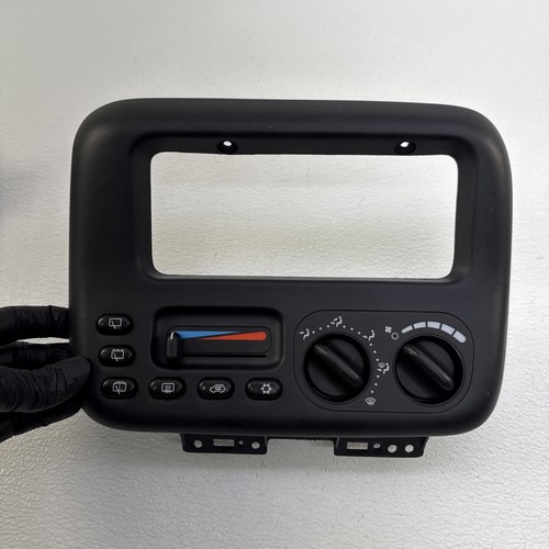 1998 Dodge Caravan Voyager OEM Climate Control Temp Bezel Trim Black P4677215 - Picture 2 of 17