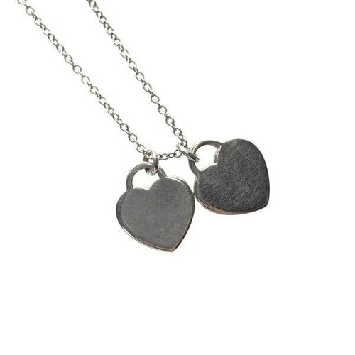 TIFFANY & Co. Return to Mini Collana con ciondolo a doppio cuore in smalto blu - Foto 6 di 7