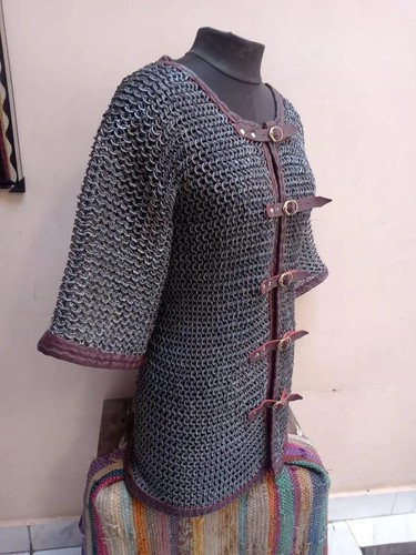 10 mm Aluminium Front open Flat Ring Riveted Grey Finish Chainmail Shirt (2XL) - Picture 5 of 12