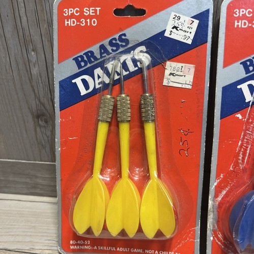 Vintage Kmart Brass Darts HD-310 Yellow Blue & Red 3 Sets New steel tip NOS - Picture 2 of 5